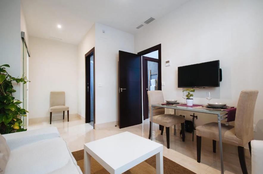 Acogedor José Laguillo. Appartement